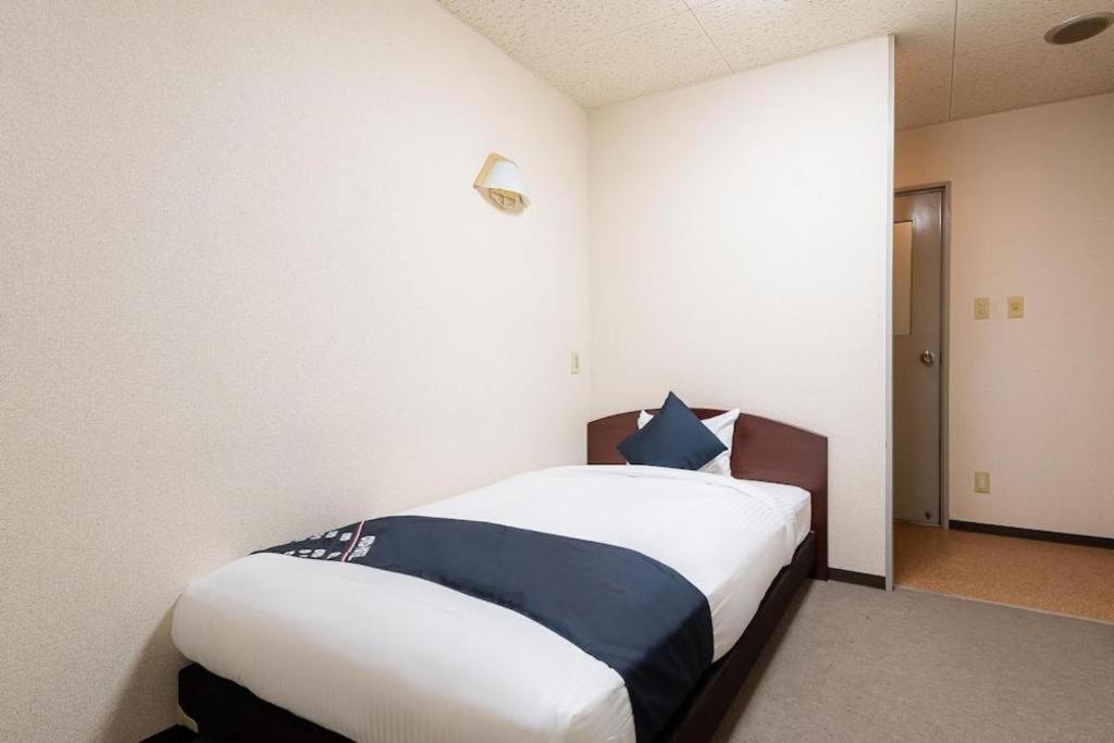 היקונה Business Hotel Kurama מראה חיצוני תמונה